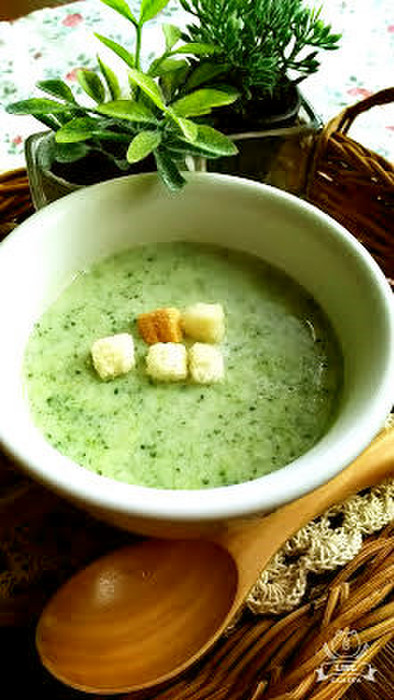 ☆ブロッコリーポタージュ☆食べるスープの写真