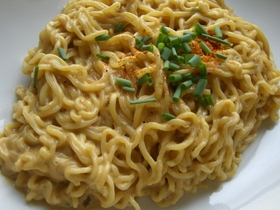 簡単ランチ♪みそ(ラーメン)カルボナーラ