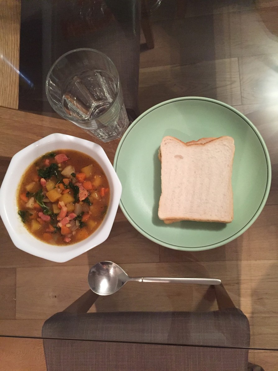 簡単！カレー風味の根菜スープの画像