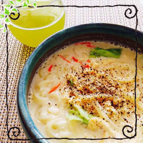 鍋キューブ濃厚白湯*煮込みうどん*