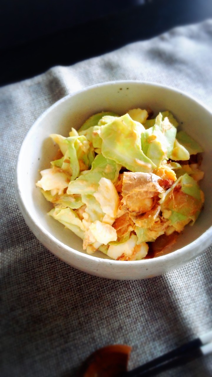 簡単！洗い物なし☆キャベツのマヨ卵サラダの画像