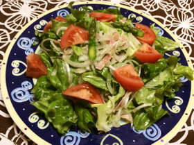 たっぷり野菜のやみつきになるサラダ