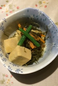 糸切昆布と高野豆腐の煮物