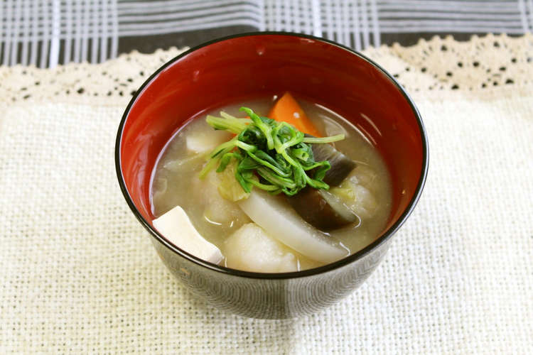 ごろごろやさいみそしる にんじん 大根 レシピ 作り方 By 横浜市 クックパッド 簡単おいしいみんなのレシピが354万品