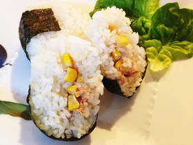 お弁当♬ツナコーン*マヨ味噌おにぎり