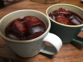 果物たっぷりのサングリア