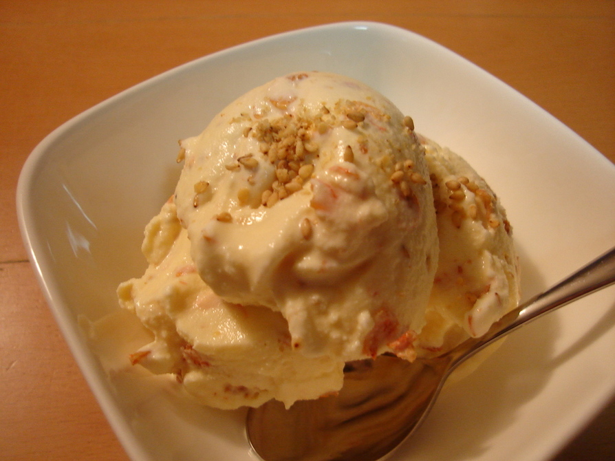 お試しを！桜海老とごまのアイスクリームの画像