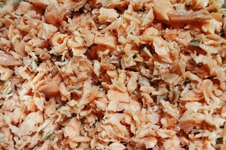 離乳食中期頃 大人も食べられる鮭フレーク レシピ 作り方 By エルサ0704 クックパッド 簡単おいしいみんなのレシピが360万品