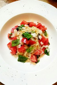 トマトとバジルの冷製カッペリーニ