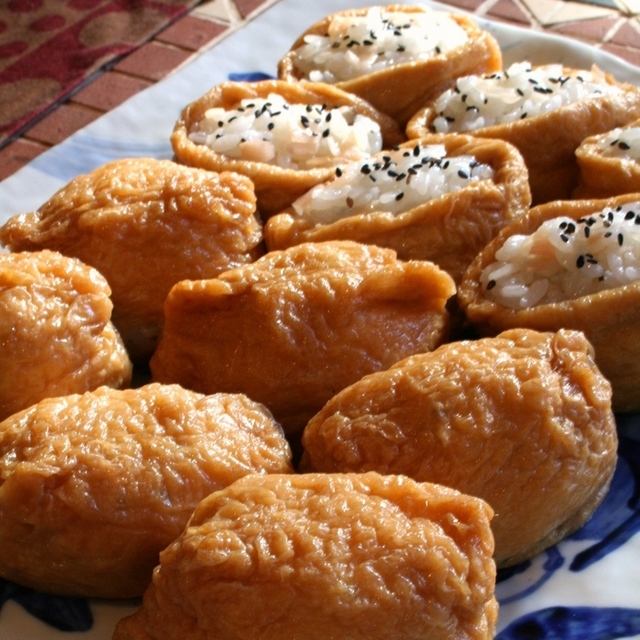 じゅわっ とおいしいふっくらいなり寿司 レシピ 作り方 By ちさぷー クックパッド 簡単おいしいみんなのレシピが351万品