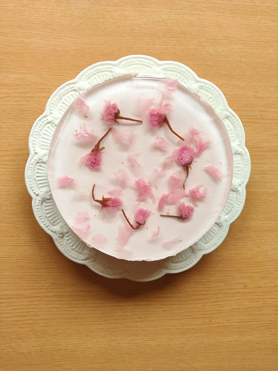 桜の季節に＊桜の豆腐レアチーズケーキの画像