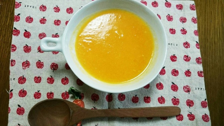 甘酒を使ったにんじんスープの画像