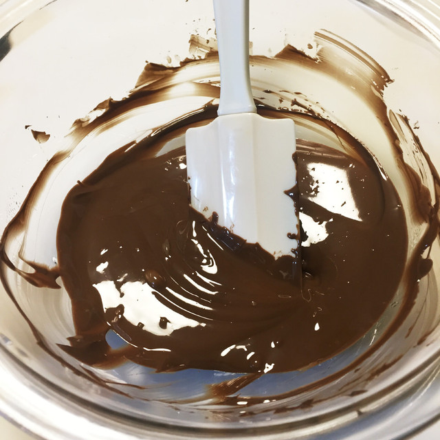 誰でも出来る 簡単にチョコの湯煎 レシピ 作り方 By 池野ゆいみ クックパッド 誰でも出来る 簡単にチョコの湯煎 レシピ 作り方 By 池野ゆいみ クックパッド