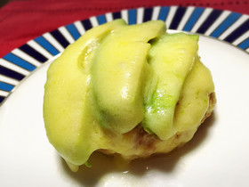 糖質制限 アボカドチーズ豆腐ハンバーグ