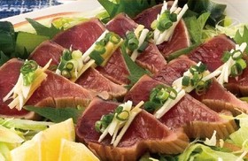かつおのたたきと香味野菜ののっけ盛り