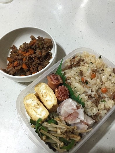 ☆お弁当☆牛肉の混ぜごはん❤️の写真