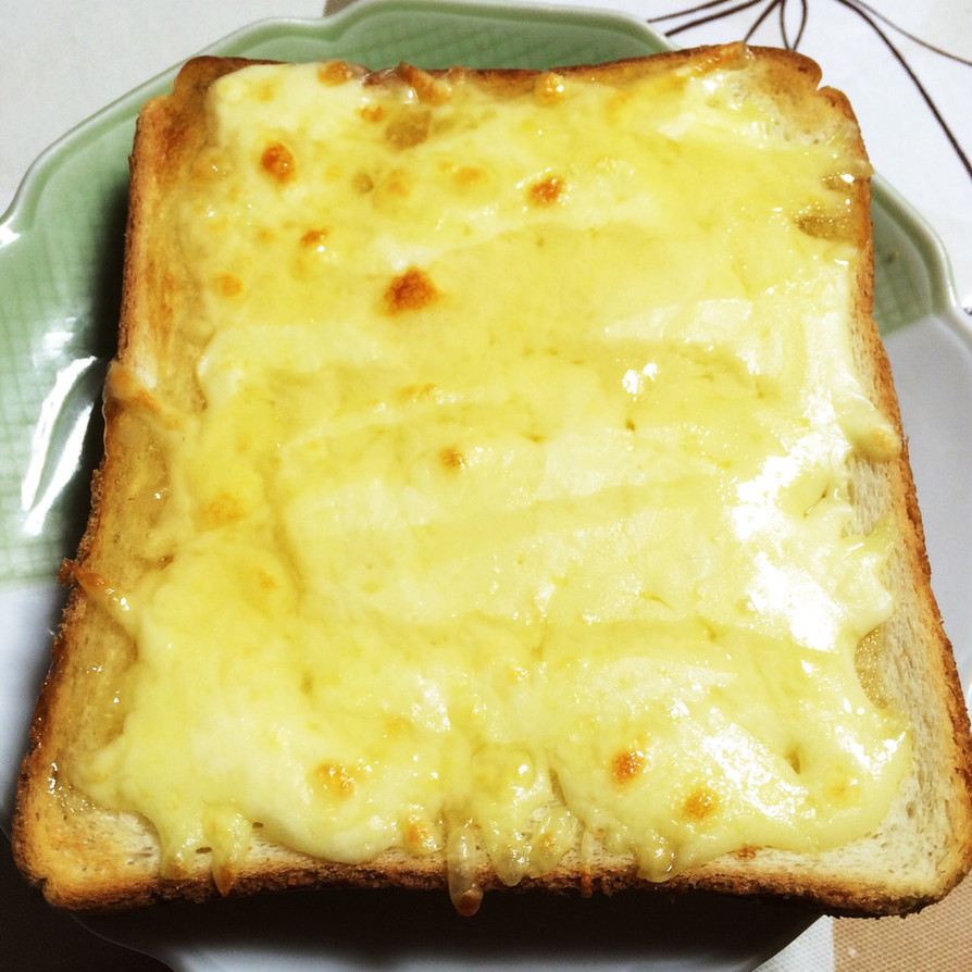 超簡単☆はちみつチーズトーストの画像