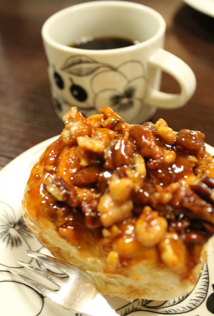 新鮮で温かいスティッキーバンズのレシピ