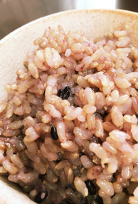 圧力鍋で玄米ご飯（雑穀入）