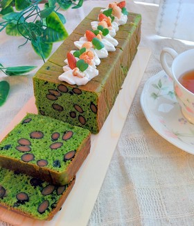 おやつにHMでほうれん草のパウンドケーキ