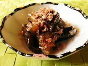 ◆簡単副菜♡鰹節香る お茄子の甘辛煮◆