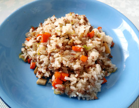簡単!美味しい♪きんぴら風のそぼろ炒飯