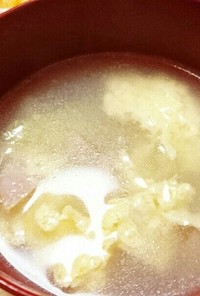 キャベツとウインナーの卵スープ