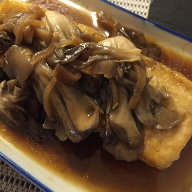 舞茸ソースの豆腐ステーキの写真