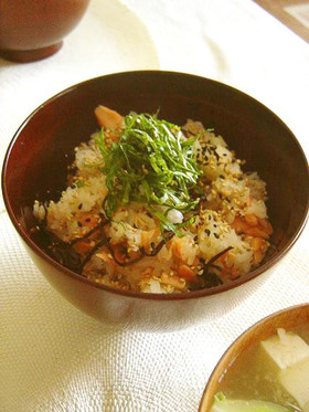 塩鮭と塩昆布で☆安い・簡単まぜご飯
