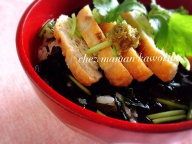 残り物で♪鶏ごぼうバーグのお茶漬け丼