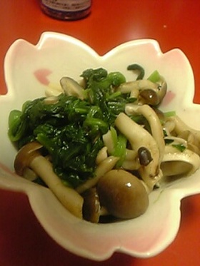 ほうれん草ときのこバター