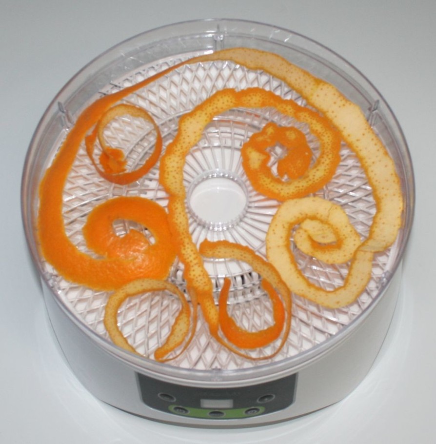 簡単フレンチ風味☆食品乾燥機でオレンジ塩の画像