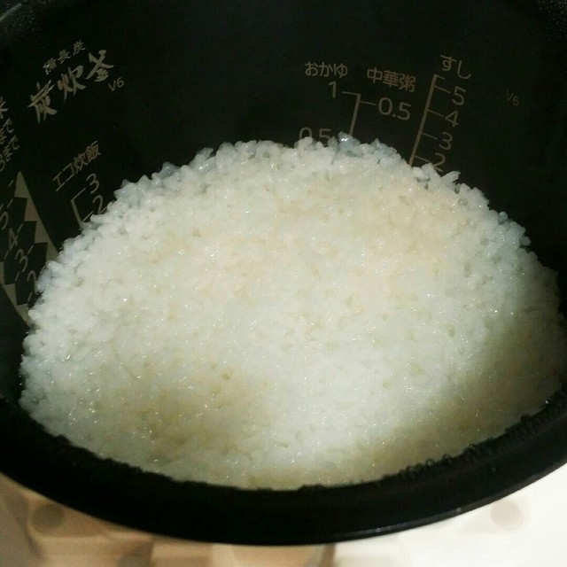 米から炊飯器で軟飯 ３倍粥 レシピ 作り方 By きょうりゅう クックパッド 簡単おいしいみんなのレシピが360万品