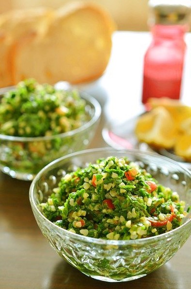 トルコ料理☆ブルグルとパセリの緑サラダの写真