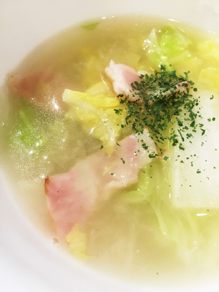 大根おろしと白菜とベーコンのスープの画像