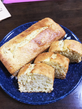 【バナナパウンドケーキ】グラノーラ入り♫