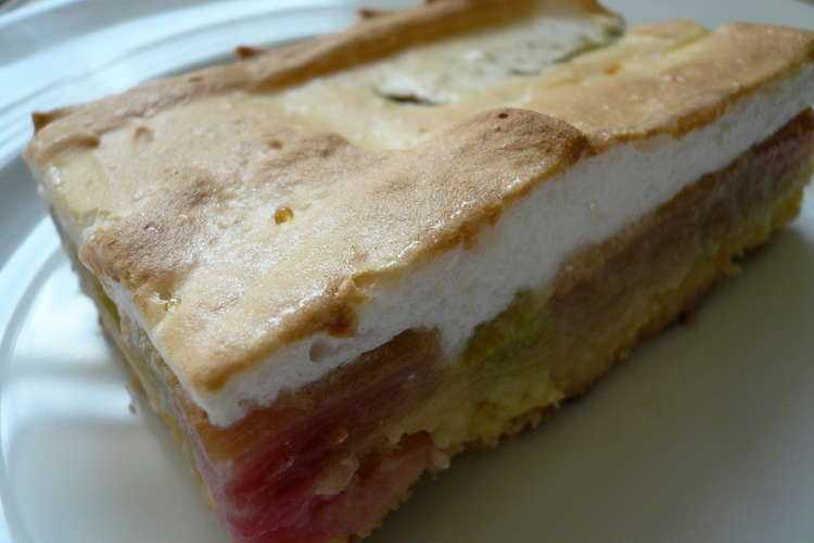 ドイツのルバーブケーキ 甘酸フルーツで レシピ 作り方 By Shinoby クックパッド 簡単おいしいみんなのレシピが349万品