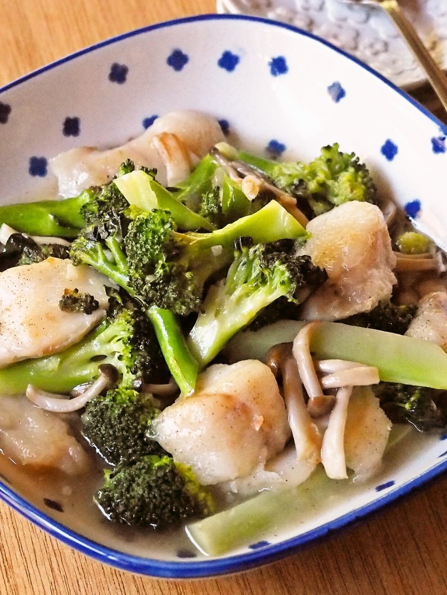 簡単中華✿鱈とブロッコリーの旨塩炒めの画像