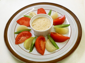 じゃがごまディップでまるごとトマ玉サラダ