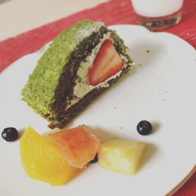 簡単抹茶のロールケーキ☆*.