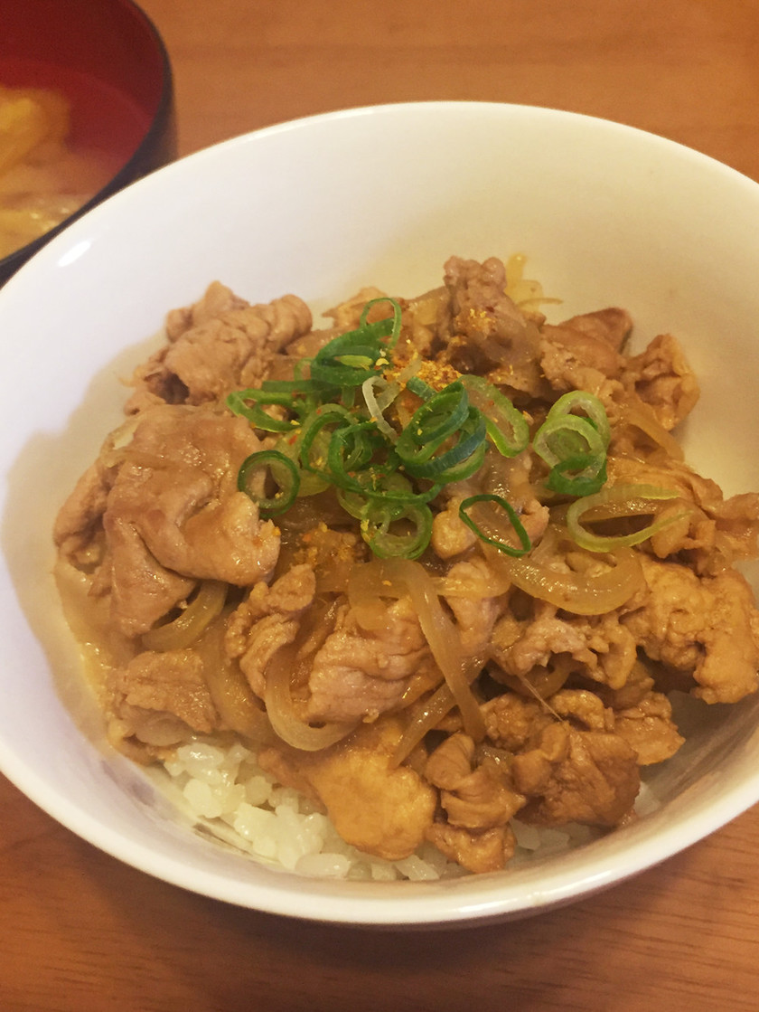 簡単晩ごはん やみつき香ばし豚丼 By さっちゃ クックパッド 簡単おいしいみんなのレシピが339万品