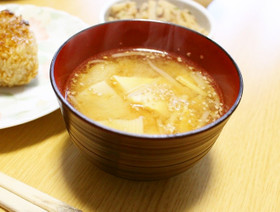 ♡春の定番♡たけのこの胡麻味噌汁