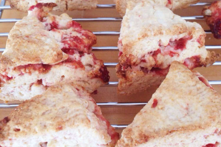 いちごジャムのしっとりスコーン レシピ 作り方 By りきりきちゃん クックパッド 簡単おいしいみんなのレシピが376万品