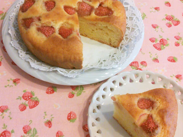 いちご ヨーグルト ケーキ 500 トップ画像のレシピ いちご ヨーグルト ケーキ 500 トップ画像のレシピ