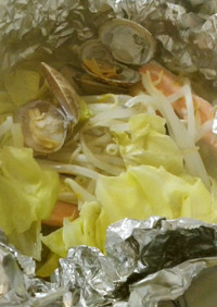 鮭とあさり、野菜のホイル蒸し