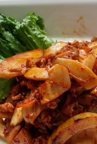 筍と挽き肉とｷﾑﾁの甘辛炒め