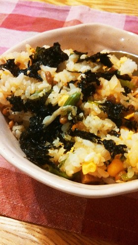 納豆チャーハン 韓国のりのせ