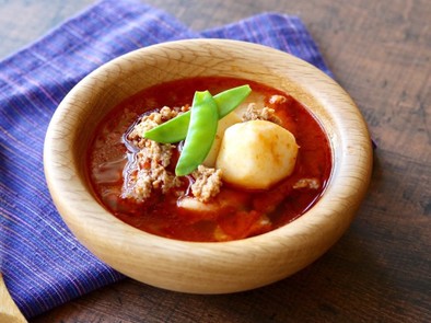 旨みたっぷり☆里芋とひき肉のピリ辛スープの写真