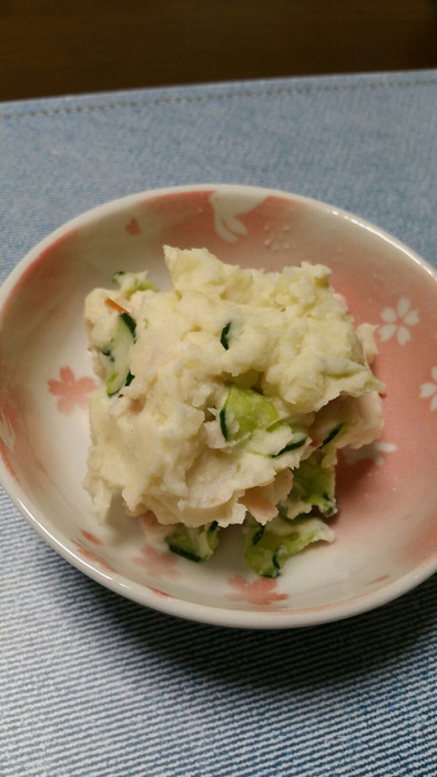 シャキシャキレンコンのポテトサラダ♡の写真