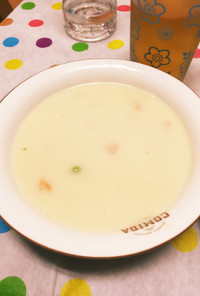 野菜のミルクコンソメスープ